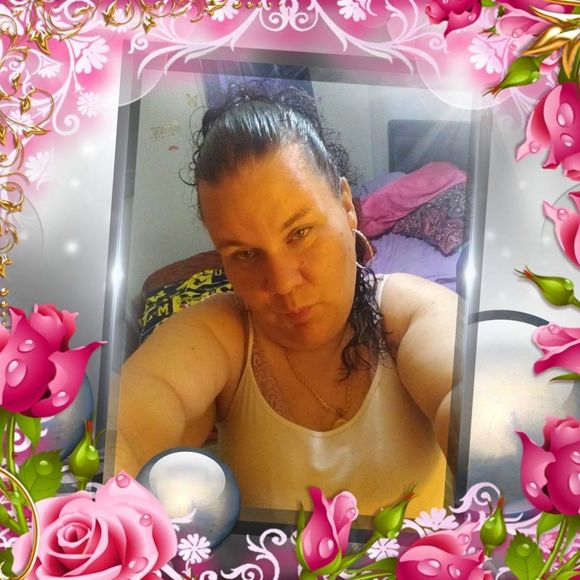 Meet your Posher, Yolanda - Picture 1 of 1